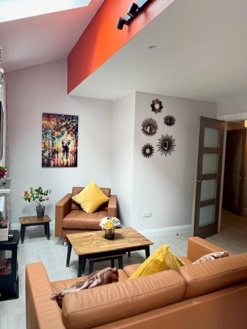 Trinity Four 1-bedroom Apts City Centre Apartment Waterford