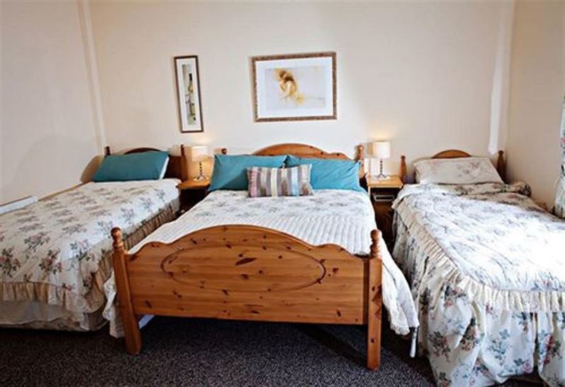 Bed & Breakfast Reades 3*